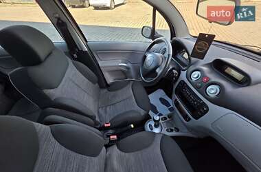 Хэтчбек Citroen C3 2005 в 