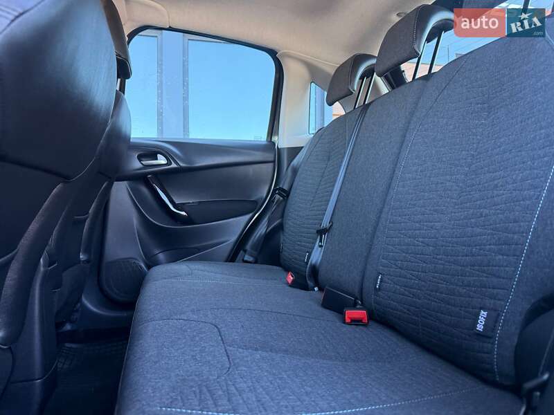 Хетчбек Citroen C3 2015 в Рівному фото 39 Хетчбек Citroen C3 2015 в Рівному