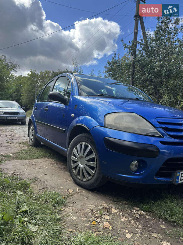 Хэтчбек Citroen C3 2006 в 
