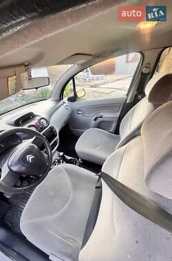 Хэтчбек Citroen C3 2005 в 