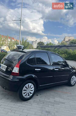 Хэтчбек Citroen C3 2008 в 