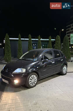 Хэтчбек Citroen C3 2008 в 