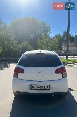 Хэтчбек Citroen C3 2011 в 