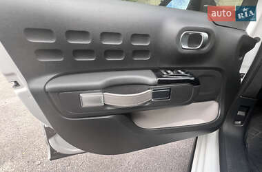 Хэтчбек Citroen C3 2021 в  фото 12 Хэтчбек Citroen C3 2021 в