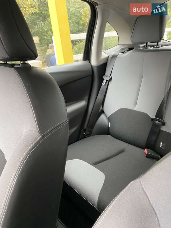 Хэтчбек Citroen C3 2011 в Вишневом