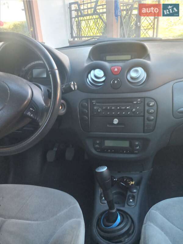 Хэтчбек Citroen C3 2004 в Заболотове фото 5 Хэтчбек Citroen C3 2004 в Заболотове