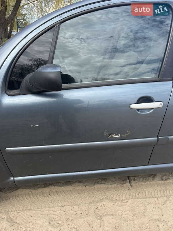 Хэтчбек Citroen C3 2005 в Шепетовке фото 16 Хэтчбек Citroen C3 2005 в Шепетовке