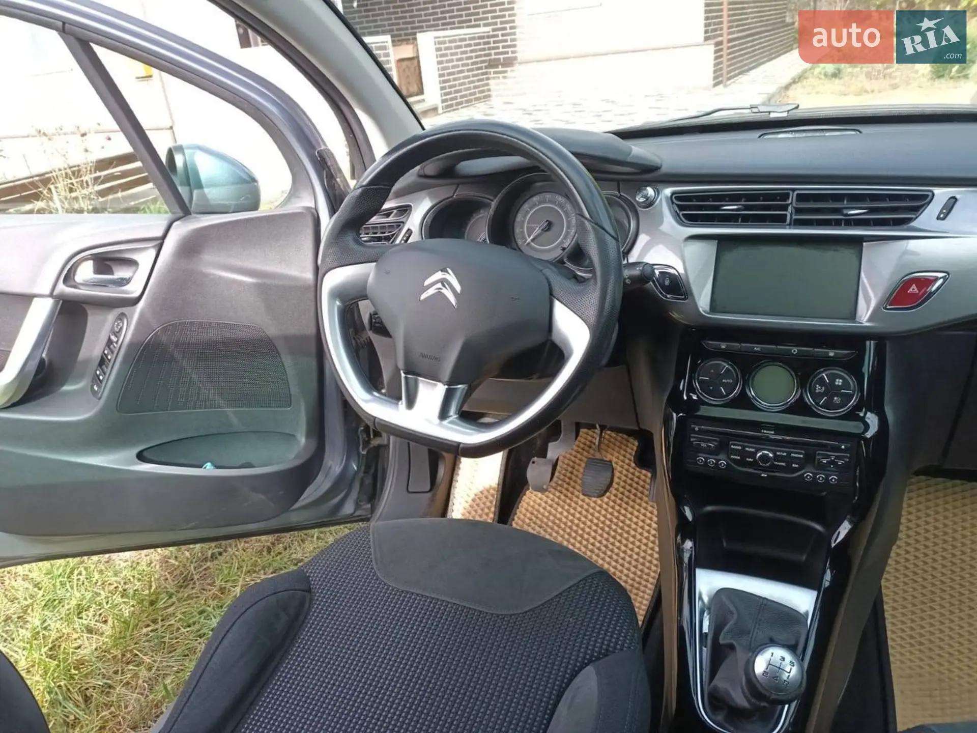 2010 Citroen C3 - мініатюра 11
