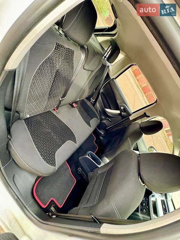 Хетчбек Citroen C3 2011 в Чернігові фото 31 Хетчбек Citroen C3 2011 в Чернігові