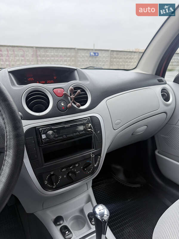 Хэтчбек Citroen C3 2007 в Софиевской Борщаговке фото 19 Хэтчбек Citroen C3 2007 в Софиевской Борщаговке