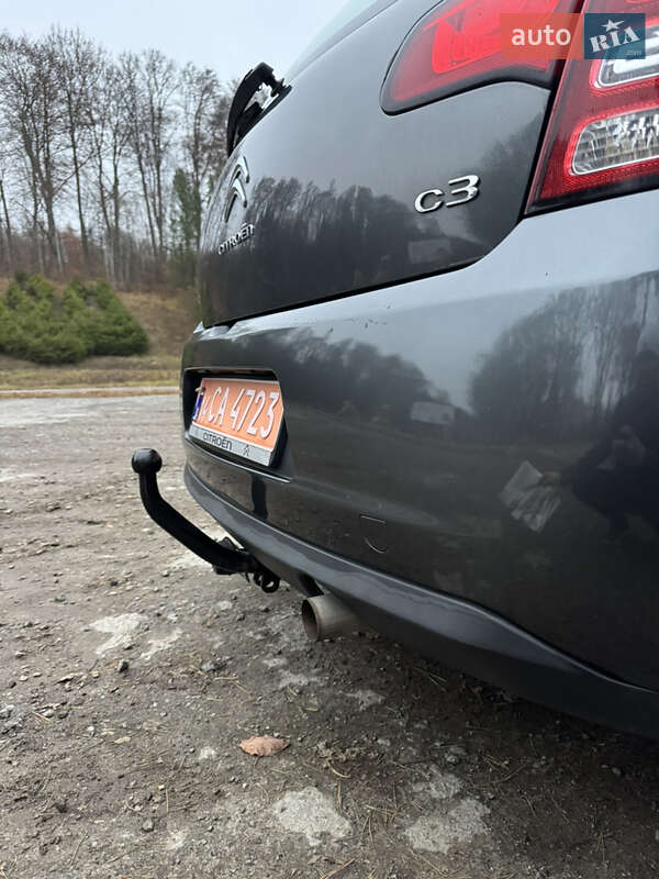 Хэтчбек Citroen C3 2012 в Бережанах