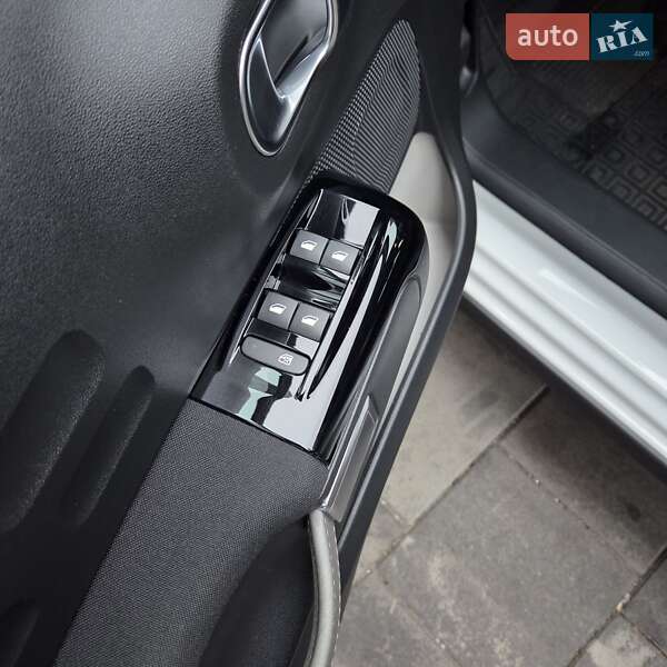 Хетчбек Citroen C3 2020 в Дніпрі