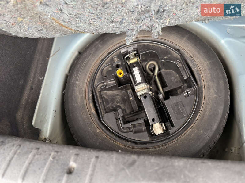 Хэтчбек Citroen C3 2006 в Харькове фото 47 Хэтчбек Citroen C3 2006 в Харькове