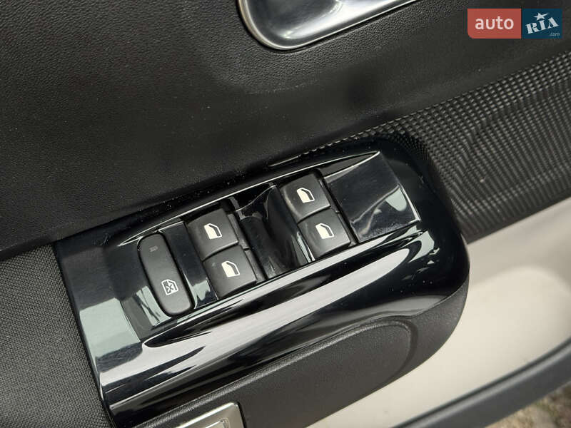 Хэтчбек Citroen C3 2018 в Киеве