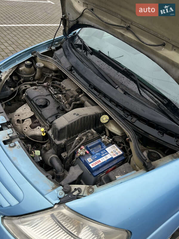 Хэтчбек Citroen C3 2003 в Дрогобыче