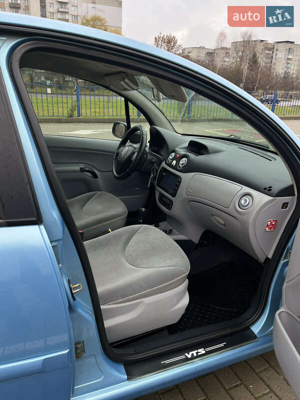 Хэтчбек Citroen C3 2003 в Дрогобыче