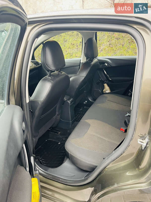 Хэтчбек Citroen C3 2012 в Лановцах