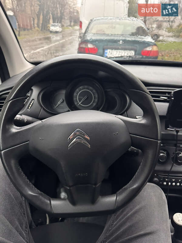 Хэтчбек Citroen C3 2012 в Киеве фото 8 Хэтчбек Citroen C3 2012 в Киеве