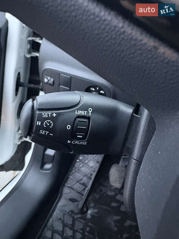 Хэтчбек Citroen C3 2017 в Горишних Плавнях