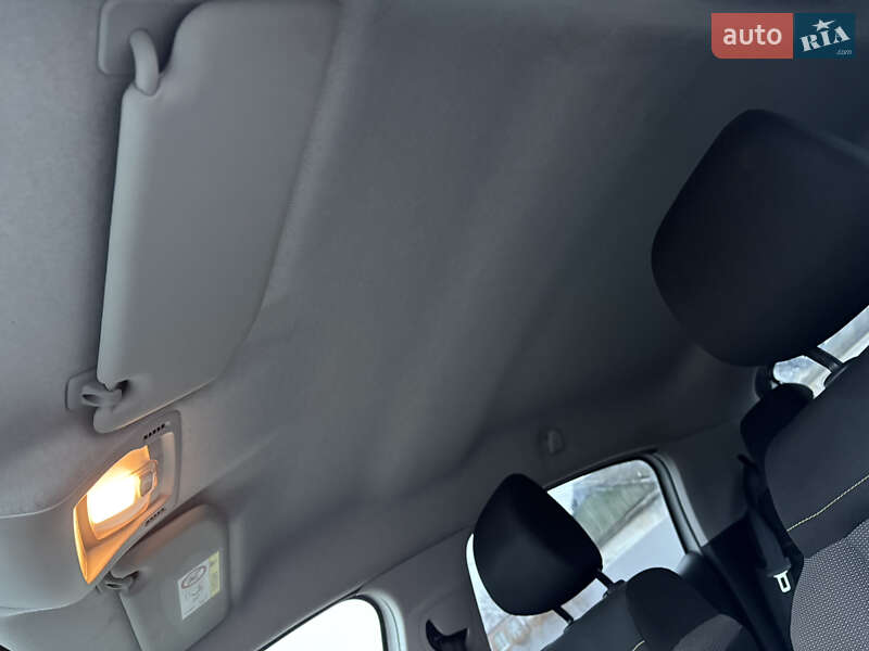 Хэтчбек Citroen C3 2017 в Горишних Плавнях