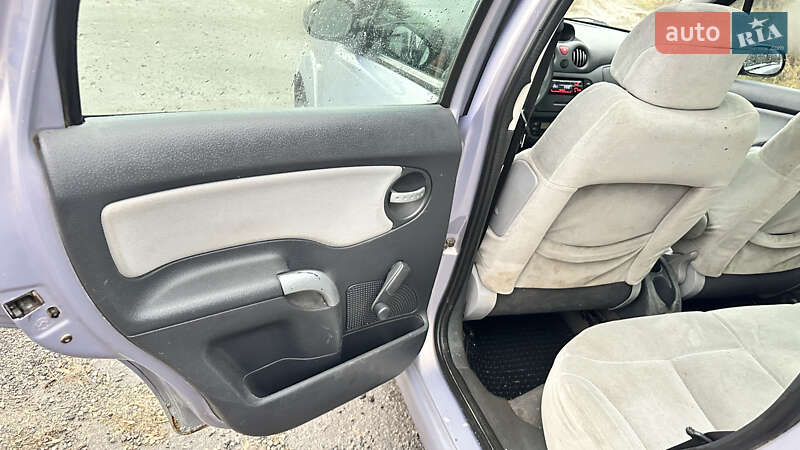 Хетчбек Citroen C3 2004 в Тернополі