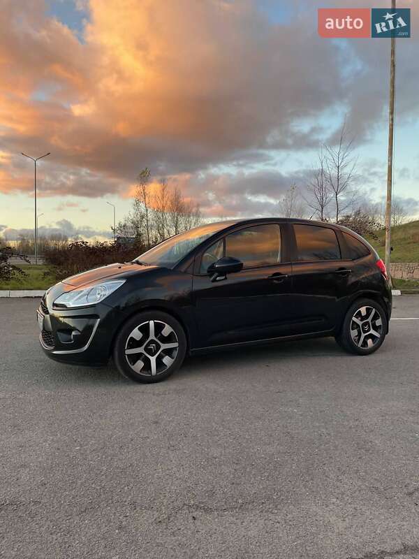 Хэтчбек Citroen C3 2010 в Звягеле