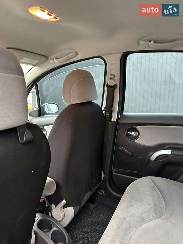 Хэтчбек Citroen C3 2005 в Львове