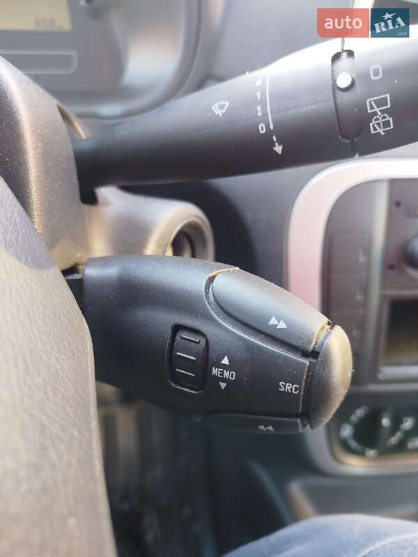 Хэтчбек Citroen C3 2005 в Киеве фото 28 Хэтчбек Citroen C3 2005 в Киеве