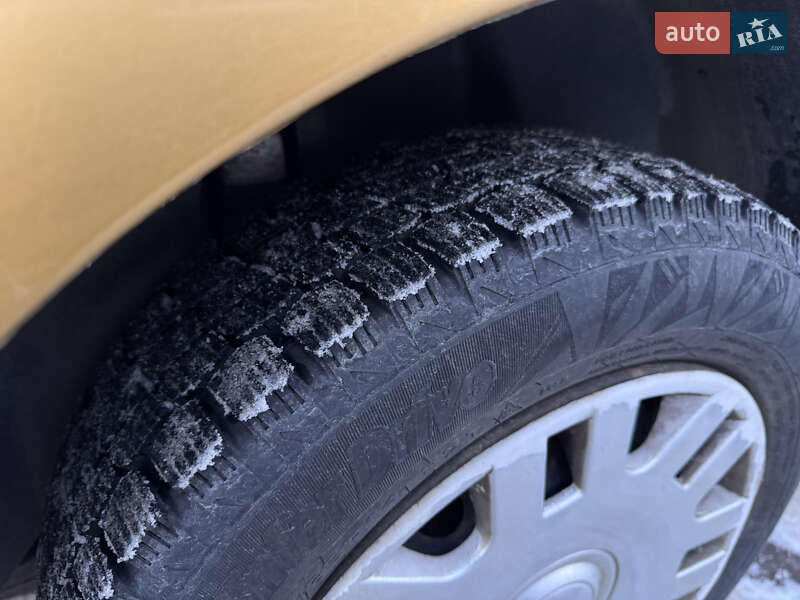 Хетчбек Citroen C3 2003 в Рівному фото 8 Хетчбек Citroen C3 2003 в Рівному