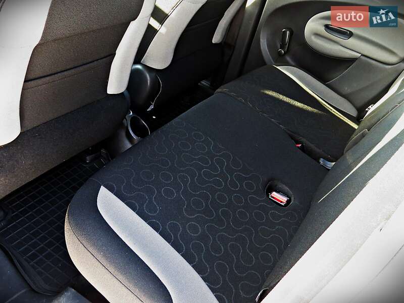 Хэтчбек Citroen C3 2012 в Черкассах