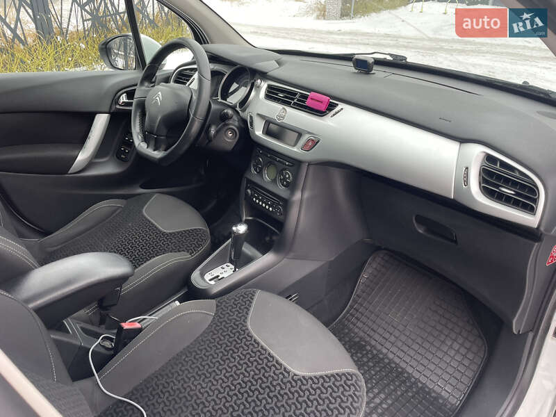 Хетчбек Citroen C3 2010 в Черкасах