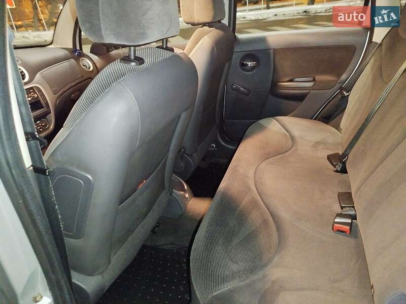 Хэтчбек Citroen C3 2005 в Киеве фото 46 Хэтчбек Citroen C3 2005 в Киеве