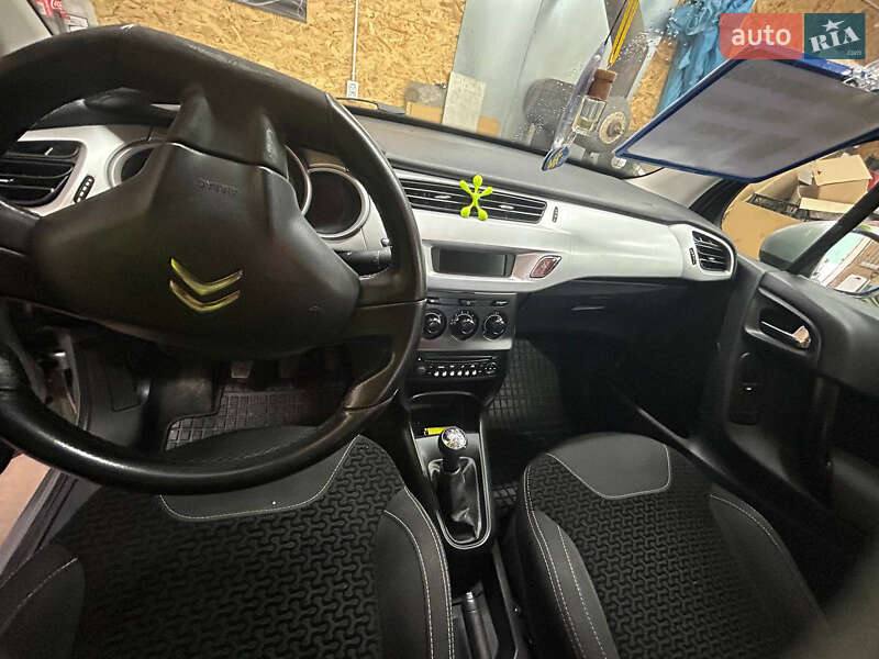 Хэтчбек Citroen C3 2012 в Житомире