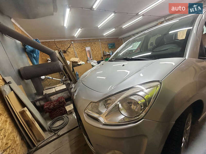 Хэтчбек Citroen C3 2012 в Житомире