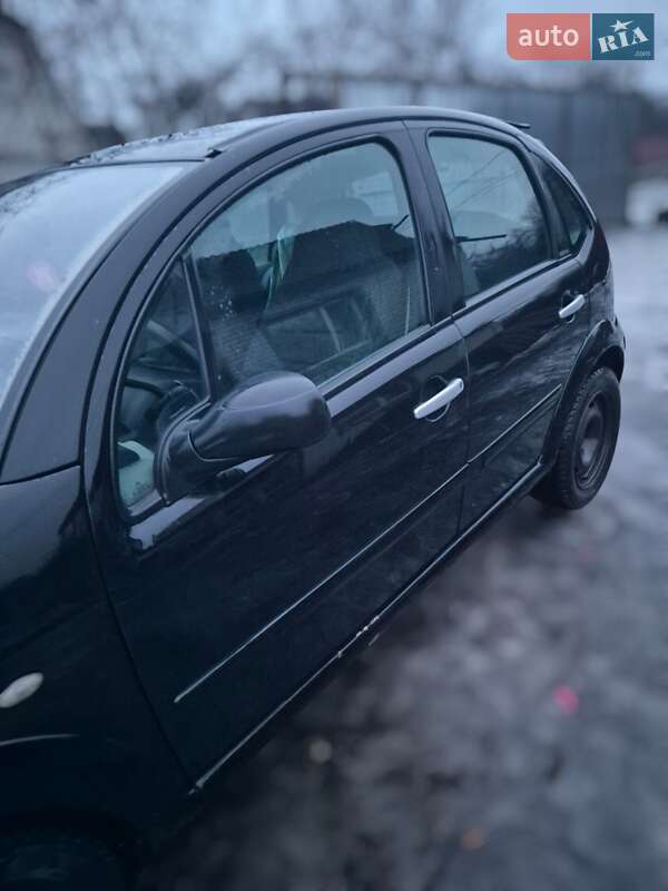 Хетчбек Citroen C3 2004 в Черкасах