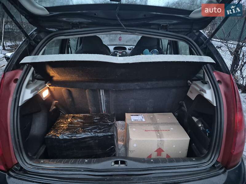 Хетчбек Citroen C3 2004 в Черкасах