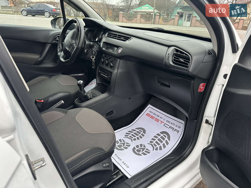 Хэтчбек Citroen C3 2015 в Ивано-Франковске фото 12 Хэтчбек Citroen C3 2015 в Ивано-Франковске