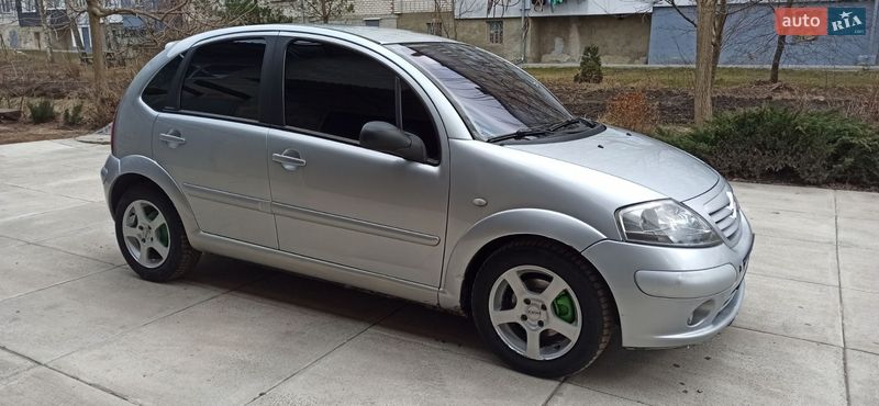 Хетчбек Citroen C3 2004 в Дубні фото 8 Хетчбек Citroen C3 2004 в Дубні