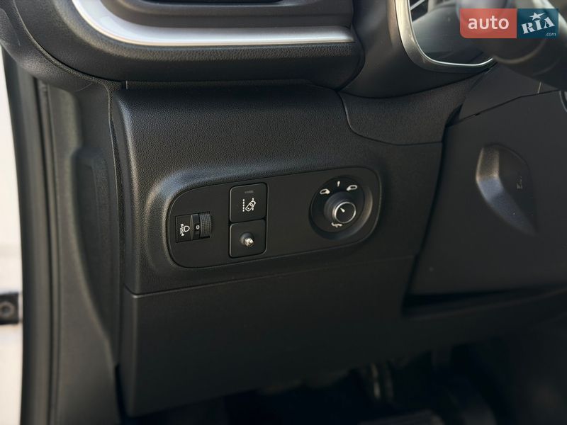 Хэтчбек Citroen C3 2018 в Житомире фото 20 Хэтчбек Citroen C3 2018 в Житомире
