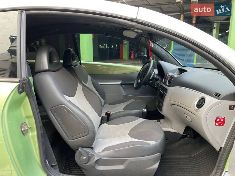 Хэтчбек Citroen C3 2006 в Киеве