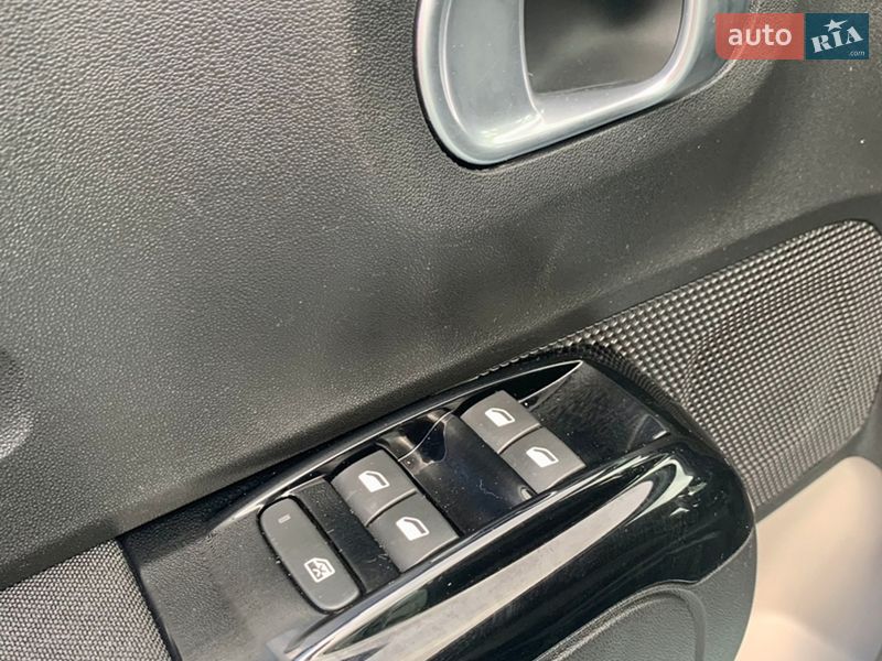 Хэтчбек Citroen C3 2017 в Киеве