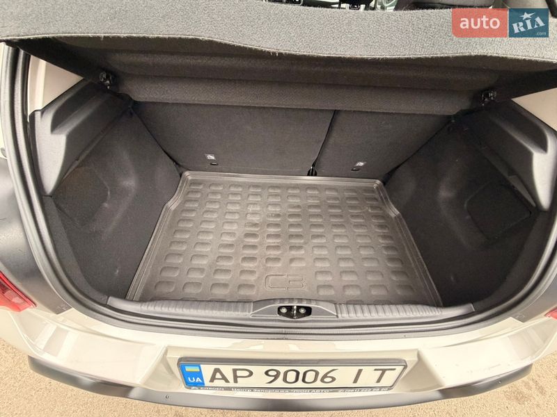 Хэтчбек Citroen C3 2022 в Киеве фото 28 Хэтчбек Citroen C3 2022 в Киеве