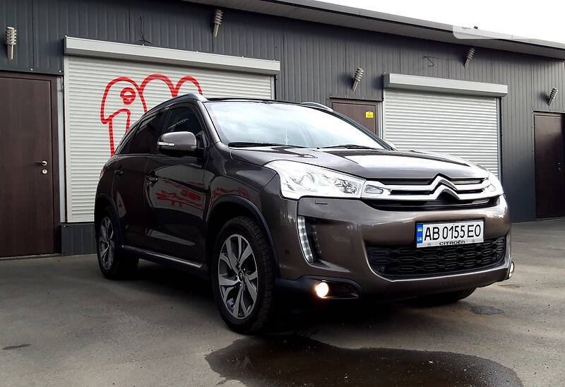 Позашляховик / Кросовер Citroen C4 Aircross 2012 в Києві