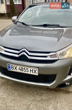 Внедорожник / Кроссовер Citroen C4 Aircross 2014 в 