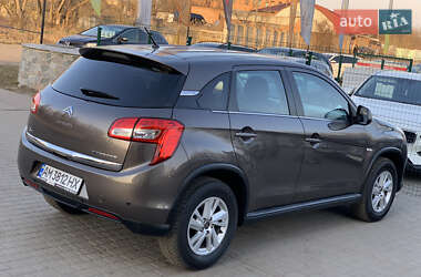 Позашляховик / Кросовер Citroen C4 Aircross 2012 в 