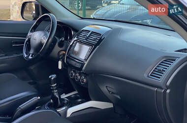 Позашляховик / Кросовер Citroen C4 Aircross 2012 в 