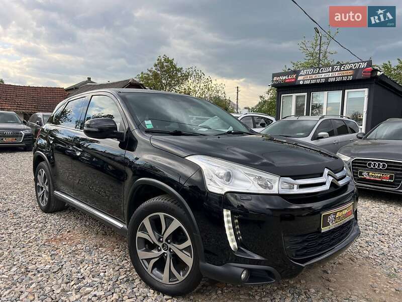 Внедорожник / Кроссовер Citroen C4 Aircross 2015 в 