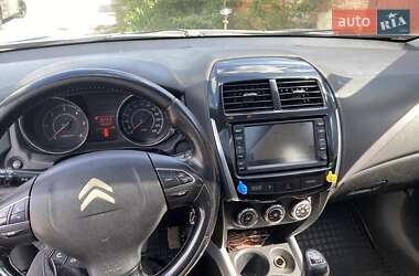 Внедорожник / Кроссовер Citroen C4 Aircross 2012 в 