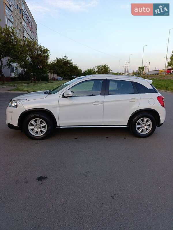 Внедорожник / Кроссовер Citroen C4 Aircross 2012 в Александрие