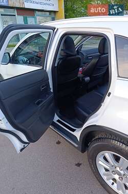 Внедорожник / Кроссовер Citroen C4 Aircross 2012 в 